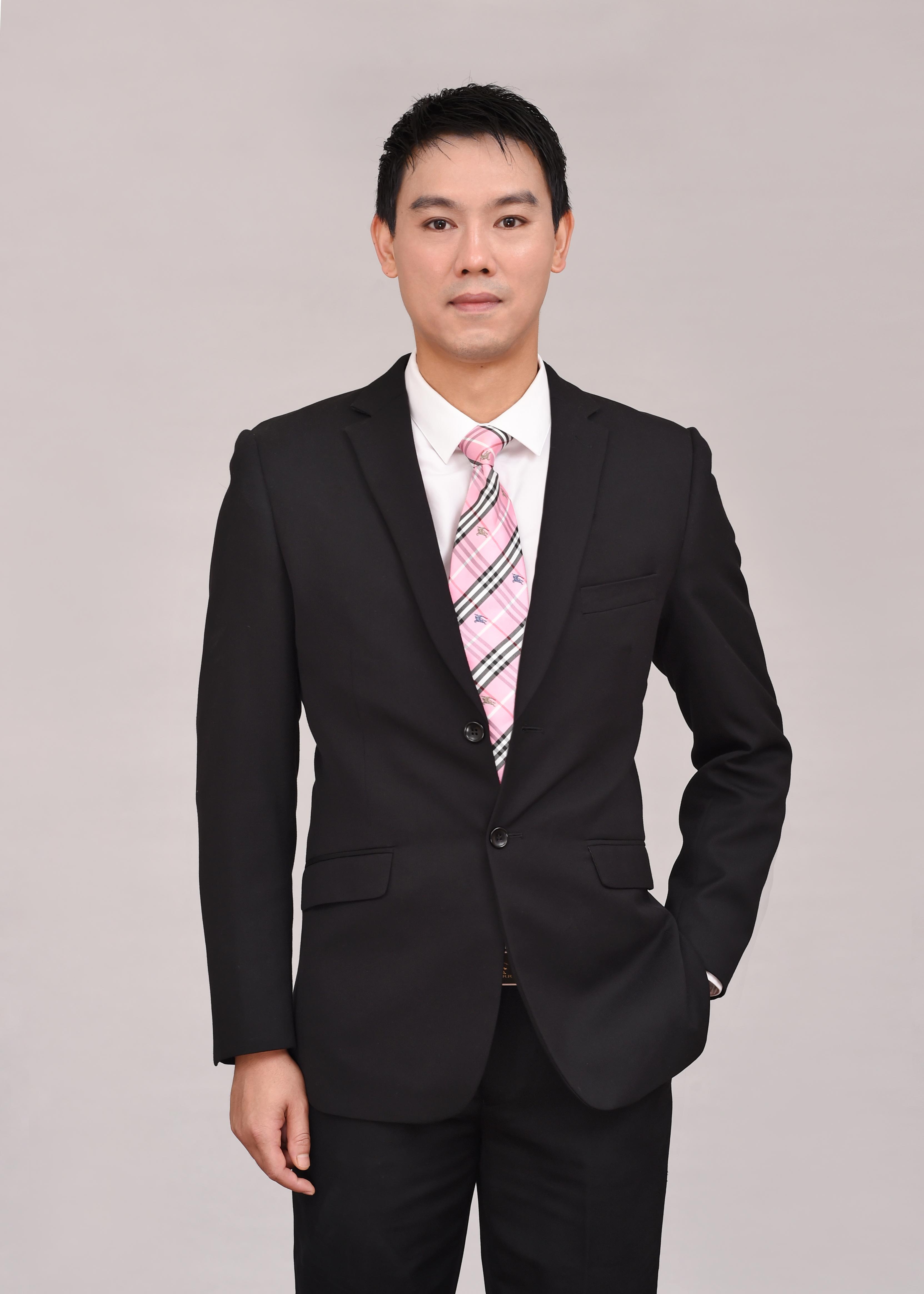 肖玉平 跟组制片负责人